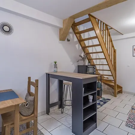 Le Secret Du Bouchon - Calme Et Cosy - Patio * Troyes